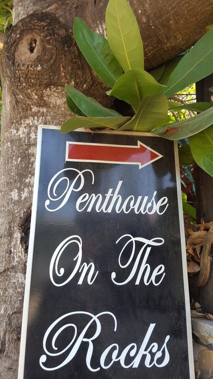 Penthouse On The Rocks Hotel อูนาวาตูนา ภายนอก รูปภาพ